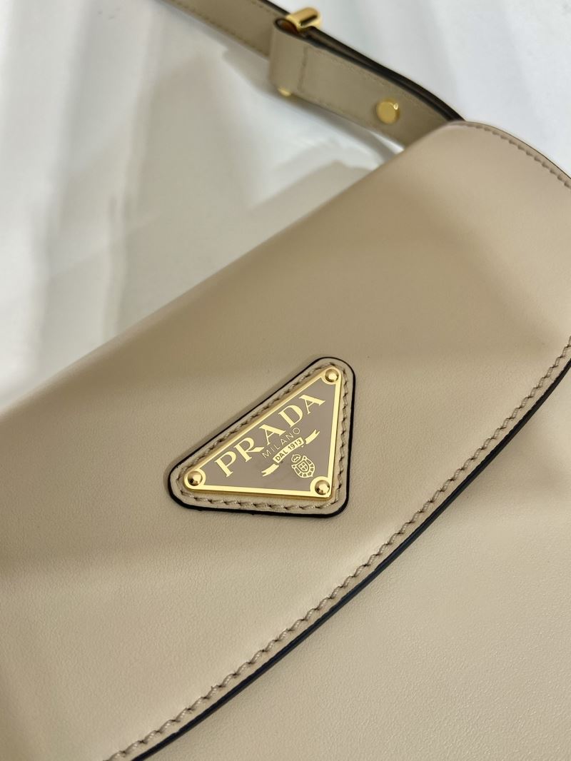 Pra*a hobo bags